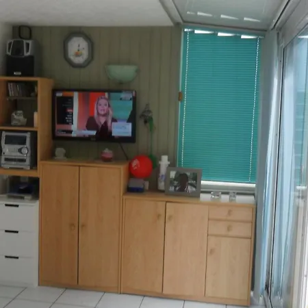 Holiday home Maison Saisonniere De Plage-des-Demoiselles