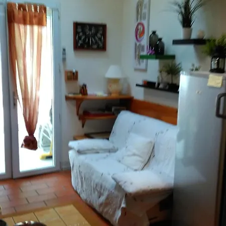 Maison Saisonniere De *